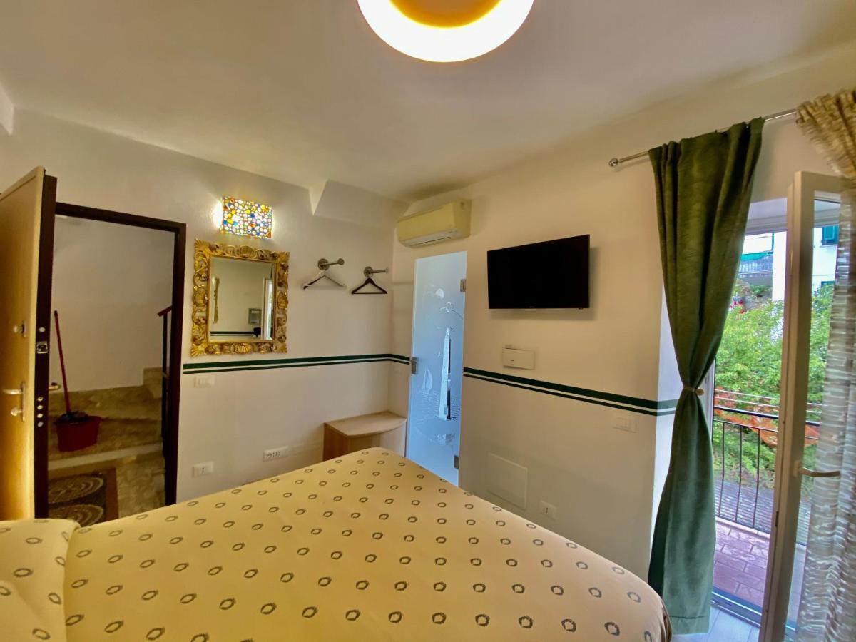 The Manarola Main Plaza Otel Dış mekan fotoğraf