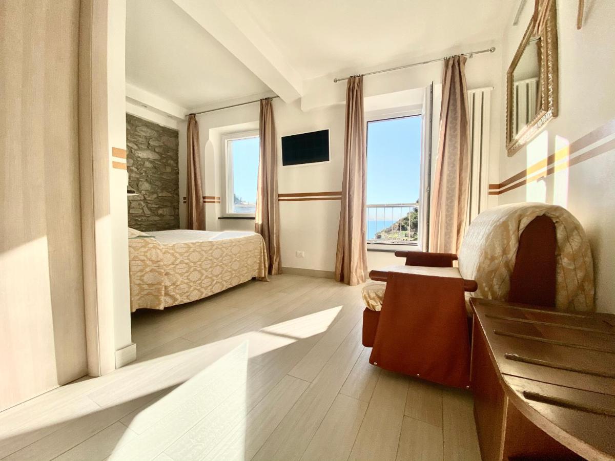 The Manarola Main Plaza Otel Dış mekan fotoğraf