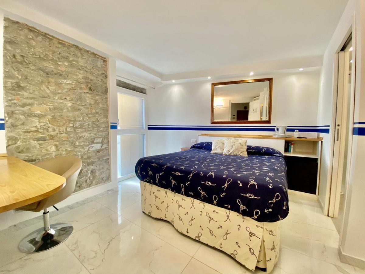 The Manarola Main Plaza Otel Dış mekan fotoğraf