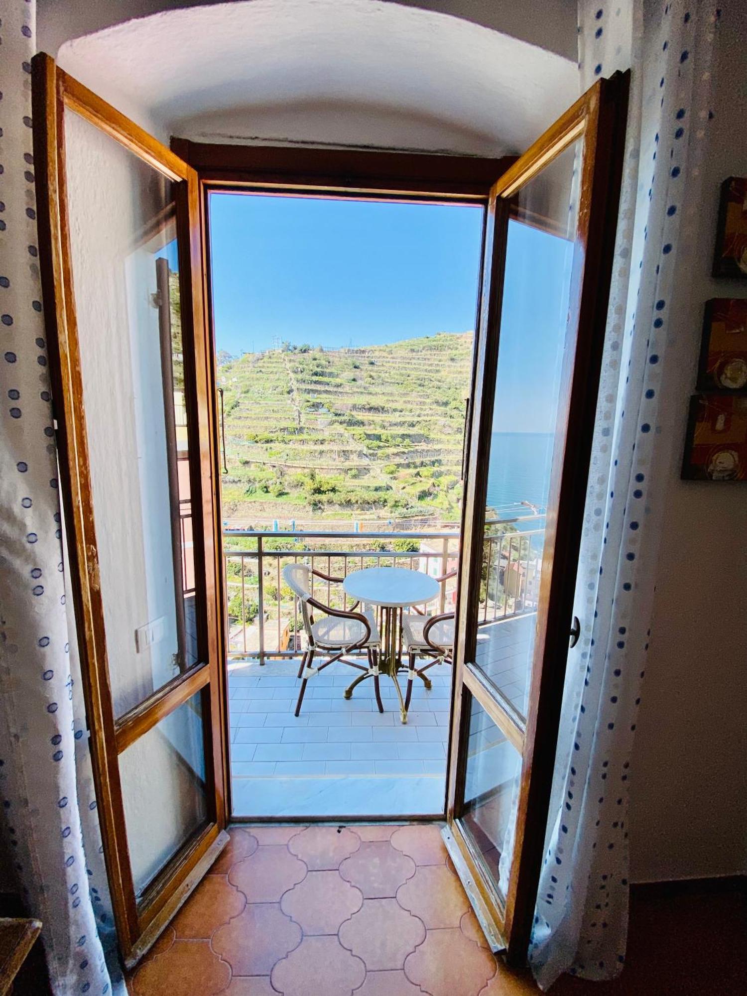 The Manarola Main Plaza Otel Dış mekan fotoğraf