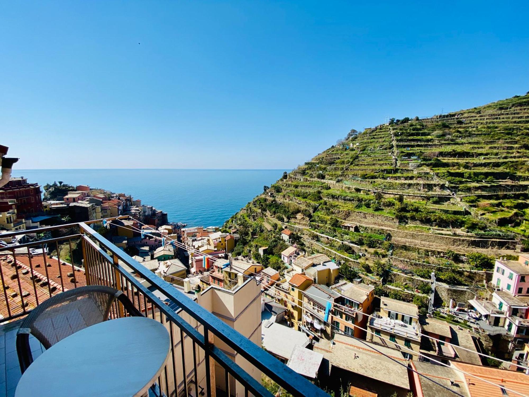 The Manarola Main Plaza Otel Dış mekan fotoğraf