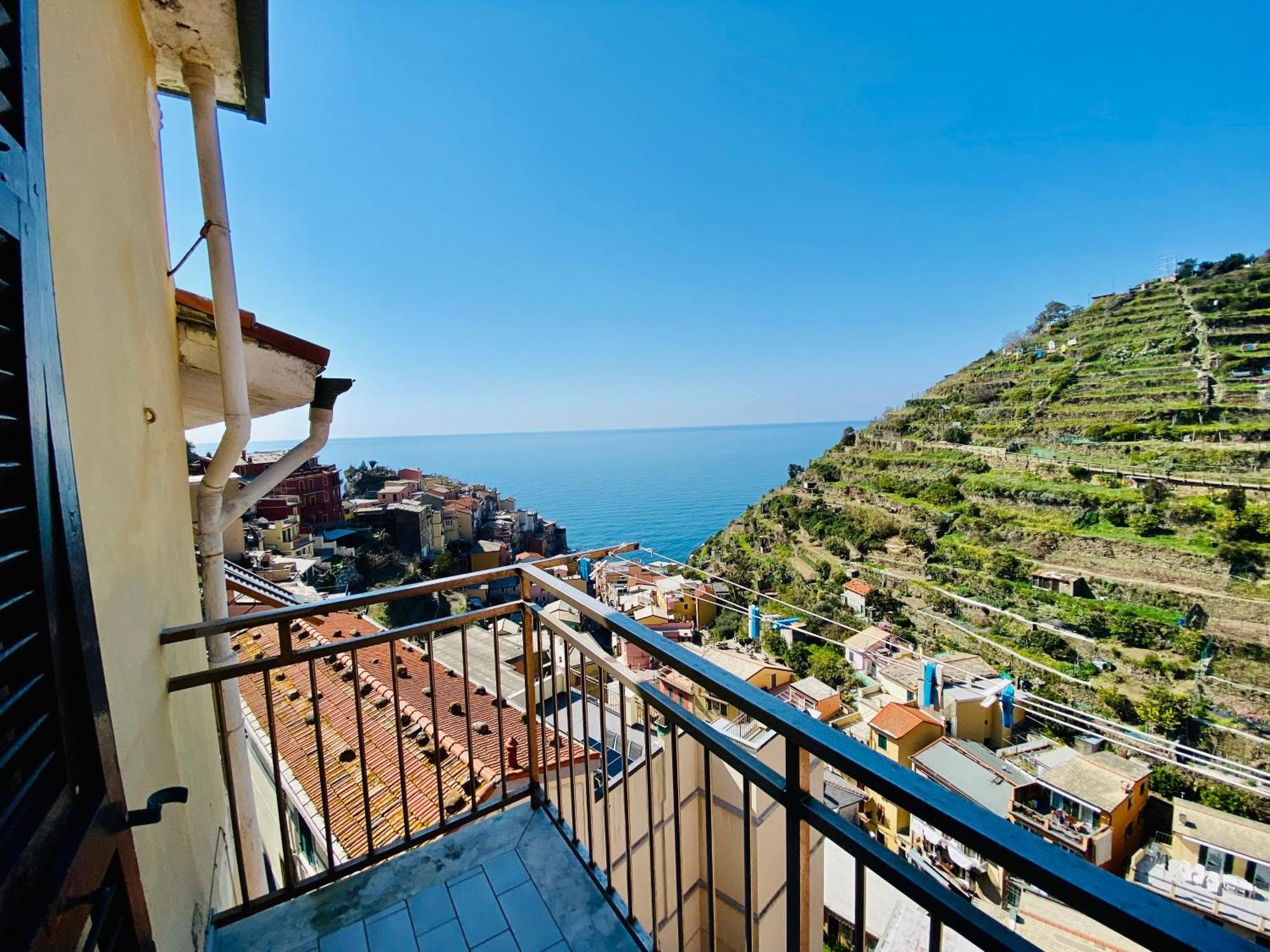 The Manarola Main Plaza Otel Dış mekan fotoğraf