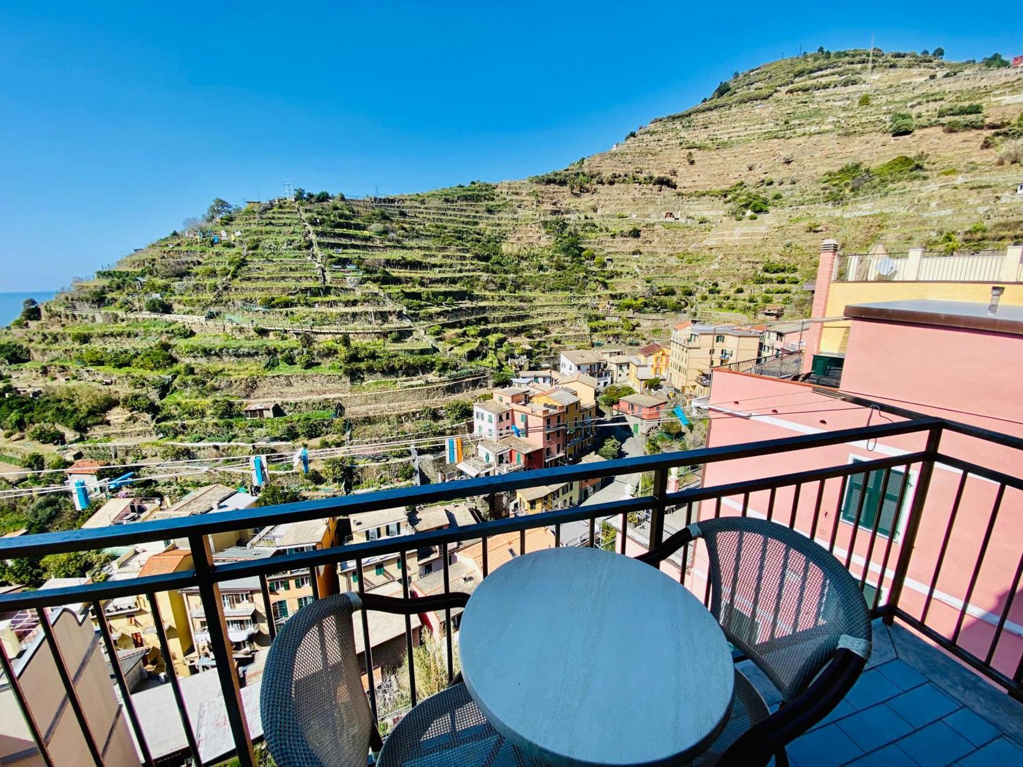 The Manarola Main Plaza Otel Dış mekan fotoğraf